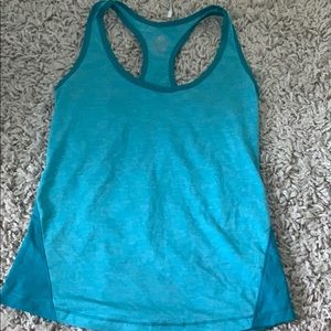 Workout tank top